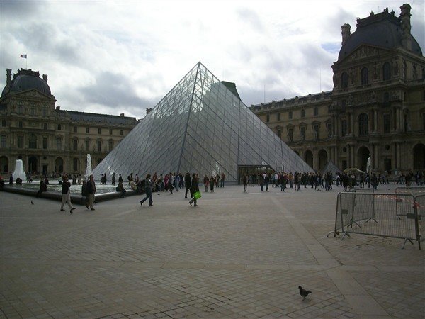 ofallebeiinhetlouvre.jpg